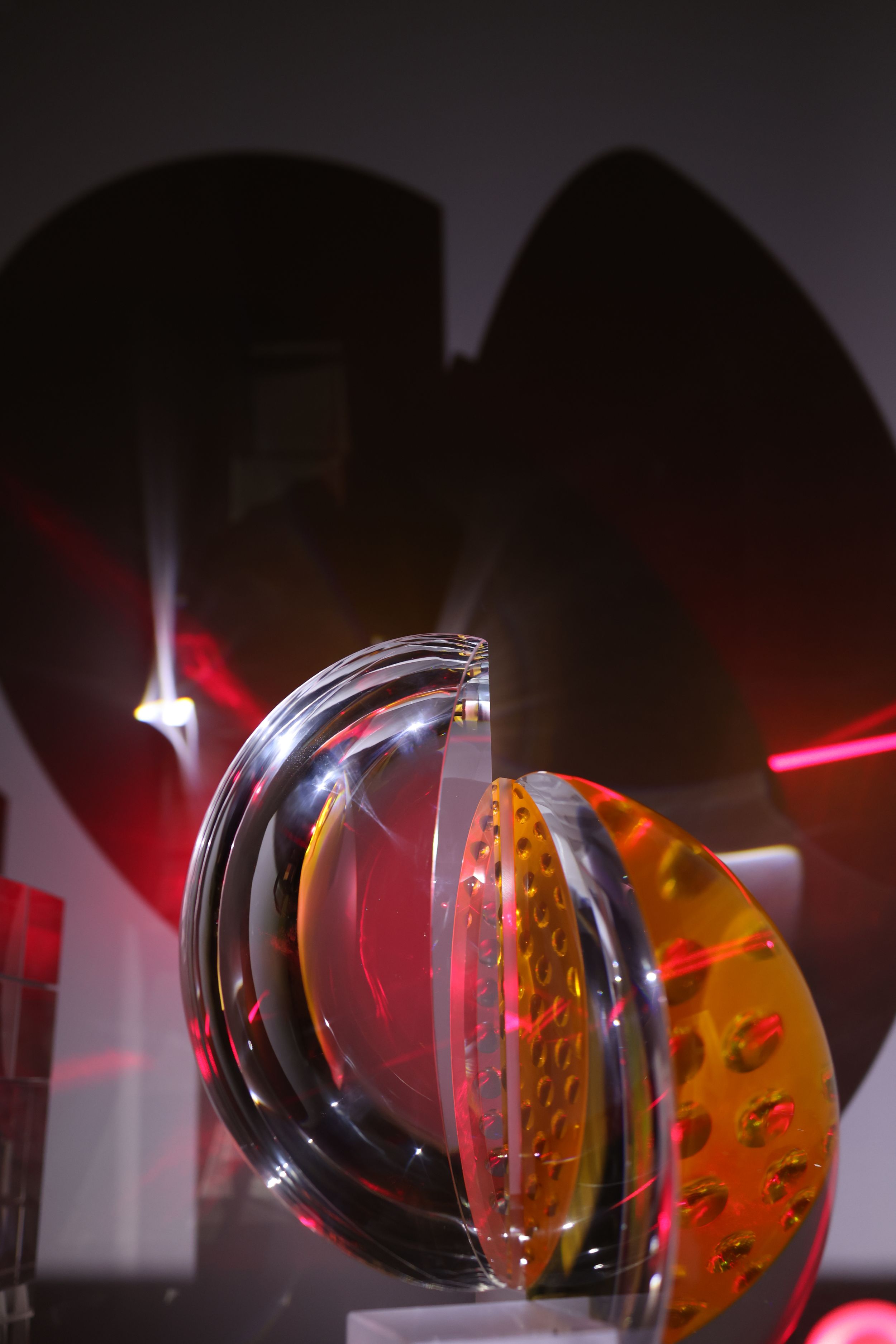 Botos Peter üvegszobor termekfoto targyfoto product photo gbr gbrfoto  industrial treasure iparkincs glass sculpture