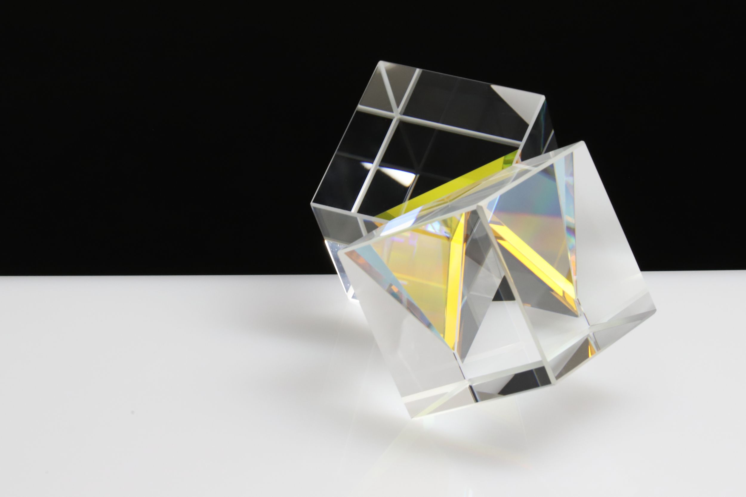 Botos Peter üvegszobor termekfoto targyfoto product photo gbr gbrfoto  industrial treasure iparkincs glass sculpture