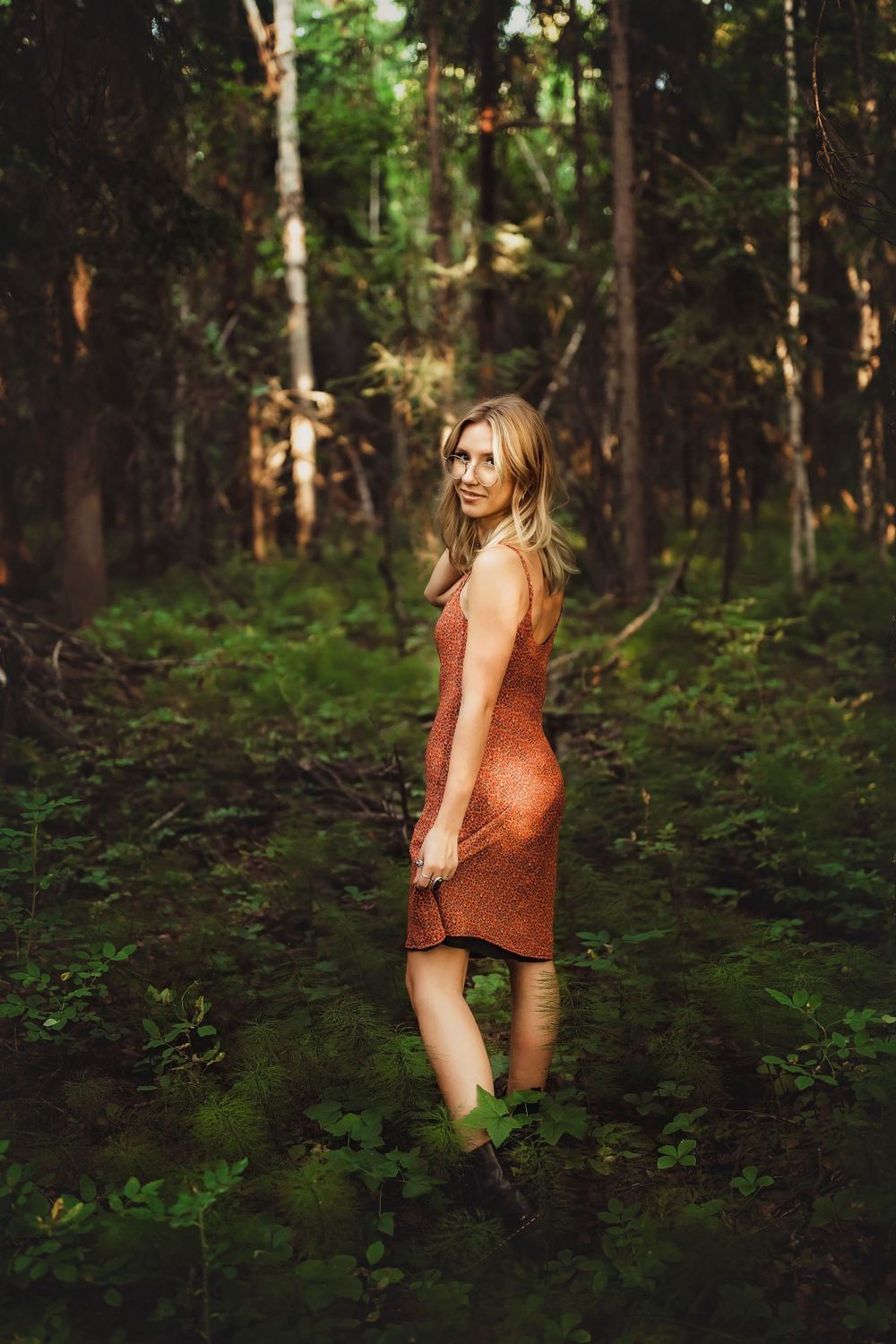 alaska senior portraits, fairbanks alaska senior portraits, graduation photoshoot, fairbanks ak senior portraits near me