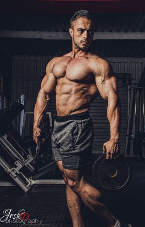 Fitness photography, in studio or outdoor , with pro lighting