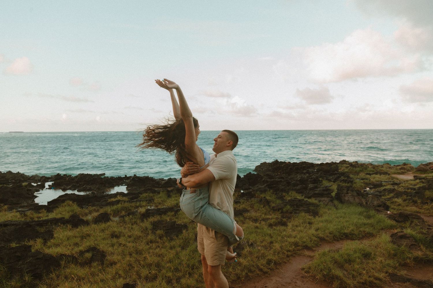 hawaii photographer | Hawaii videographer | travel photographer | oahu photographer | oahu videgrapher | couples session