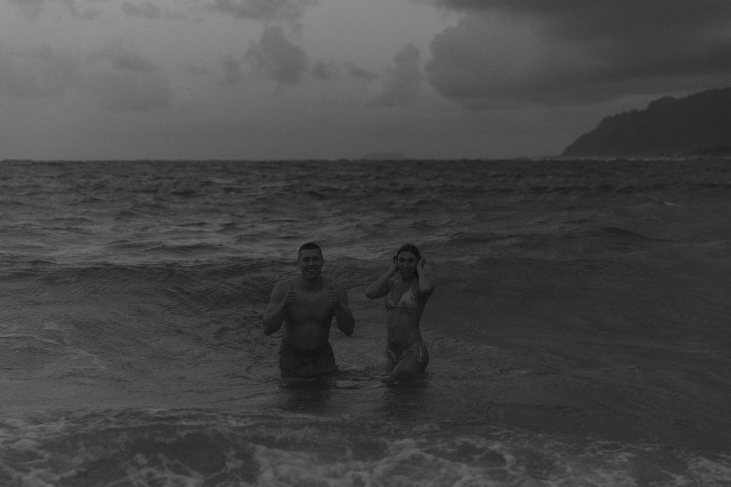 hawaii photographer | Hawaii videographer | travel photographer | oahu photographer | oahu videgrapher | couples session