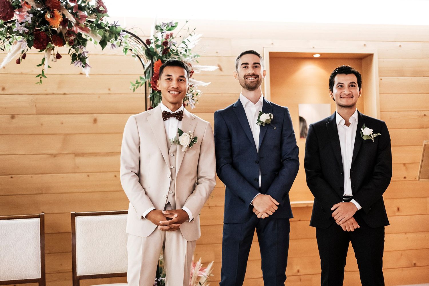 TLOOK photographe de mariage de style documentaire, au royalp à villars cérémonie de mariage la mariée portrait