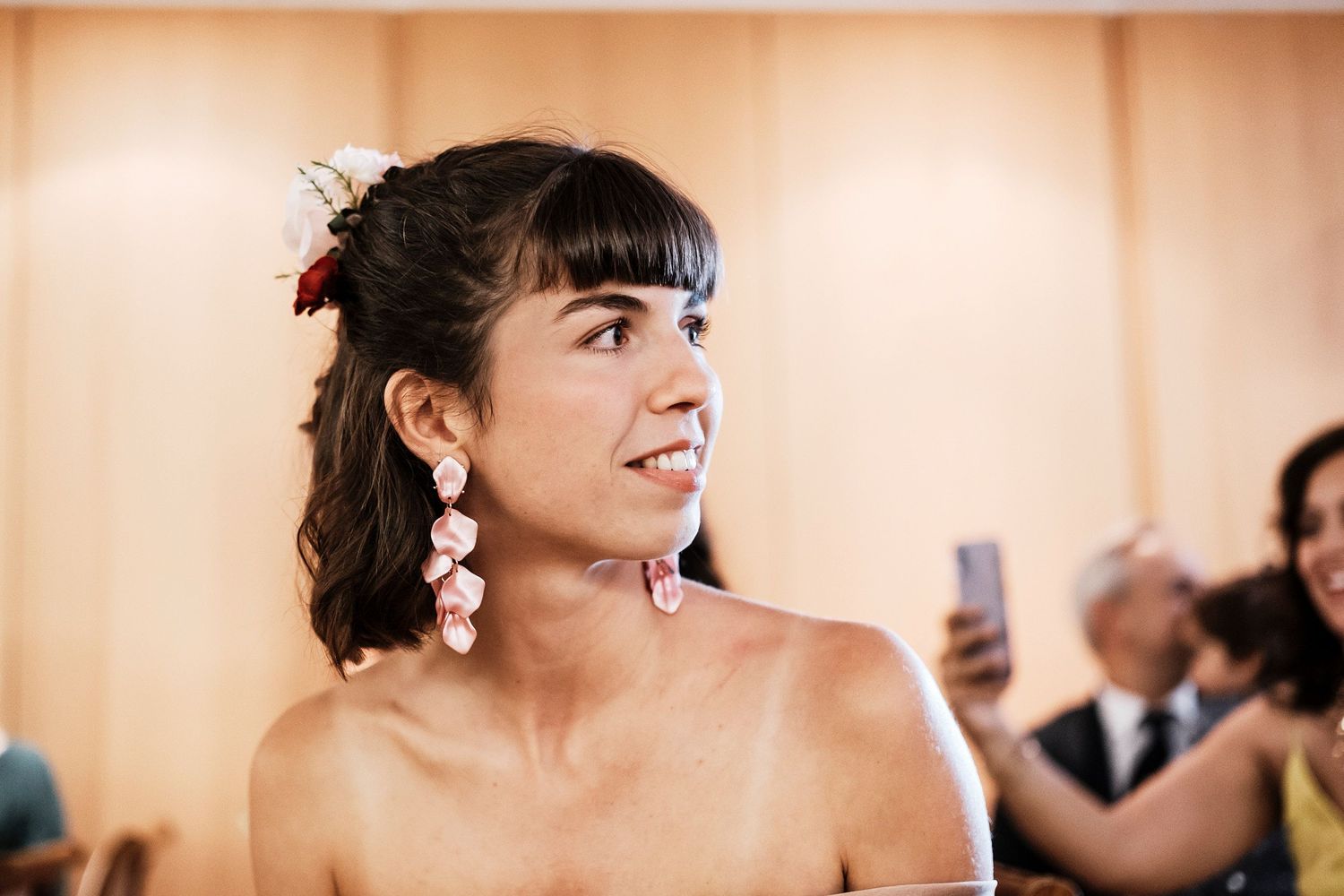 TLOOK photographe de mariage de style documentaire, au royalp à villars cérémonie de mariage portrait