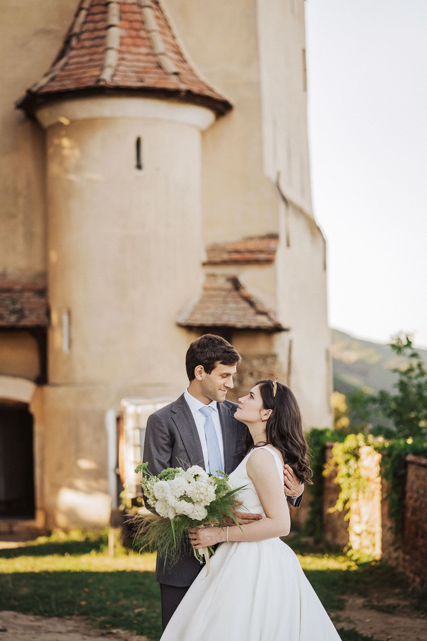 https://lucianavargaphotoart.mypixieset.com/blog/maria-gabis-after-wedding-biertan-1/