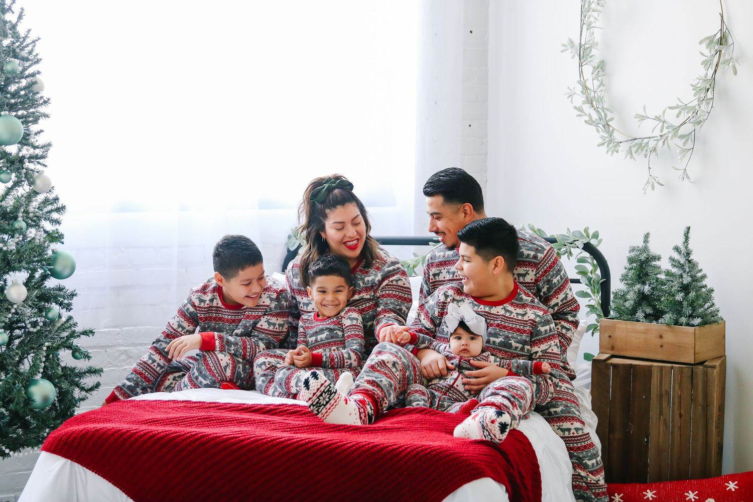 Juve Photography Christmas Holiday photography mini sessions Saint Paul Minnesota