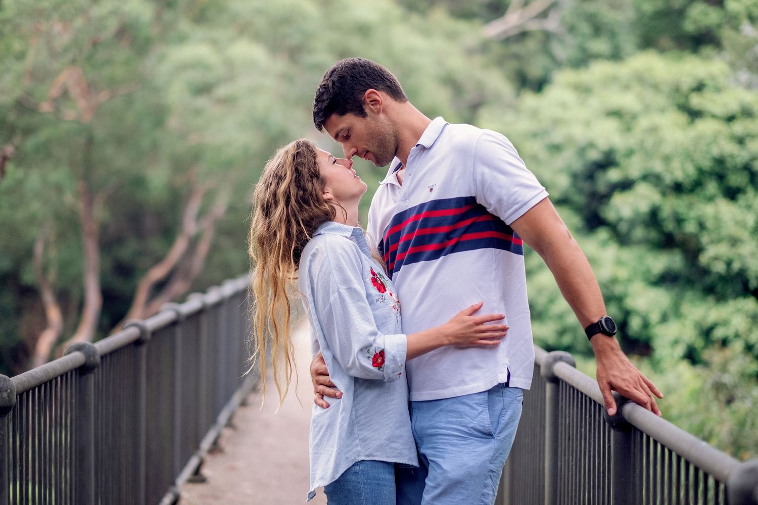 Reid Park Bridge couples photoshoot Mosman