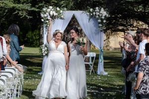 Les Préludes, photographes de mariage entre Nîmes (Gard), Montpellier (Hérault), Avignon (Vaucluse) et Aubenas (Ardèche)