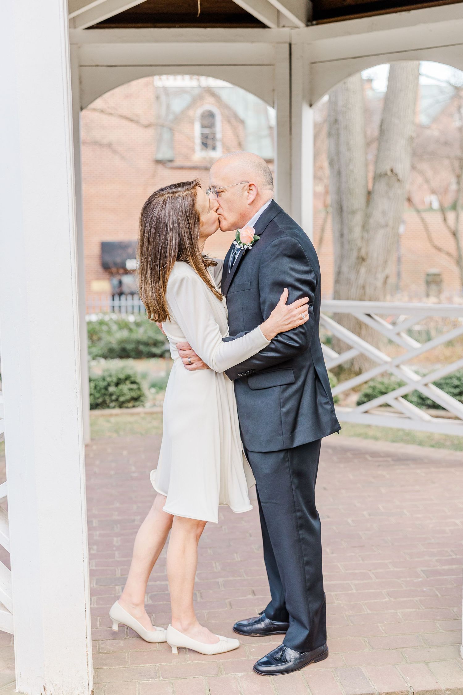 OLD TOWN ALEXANDRIA VIRGINIA ELOPEMENT PICTURES