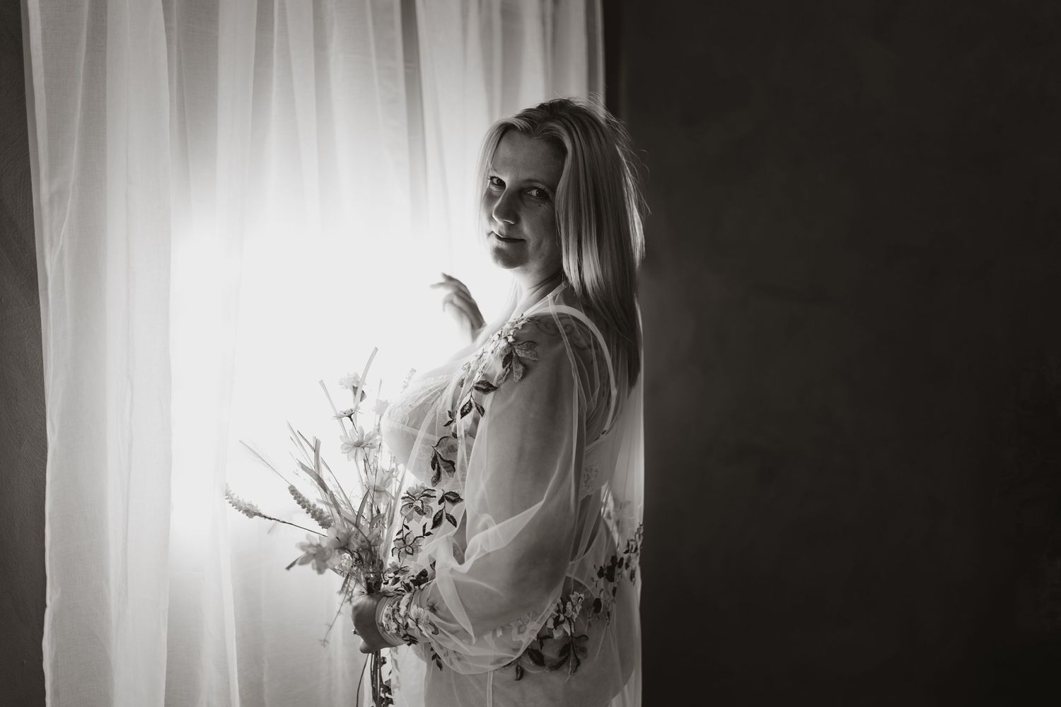 Empowering women through photography and photoshoots