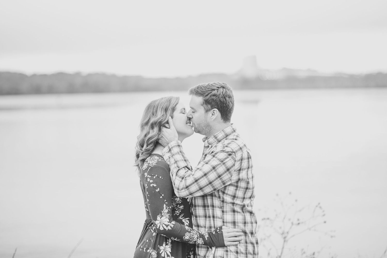 OLD TOWN ALEXANDRIA ENGAGEMENT PICTURES