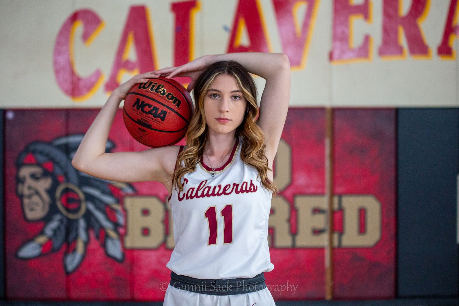gunnii sack photography, sierra lowry, class of 2022, calaveras high school, country girl, valedictorian, lady reds