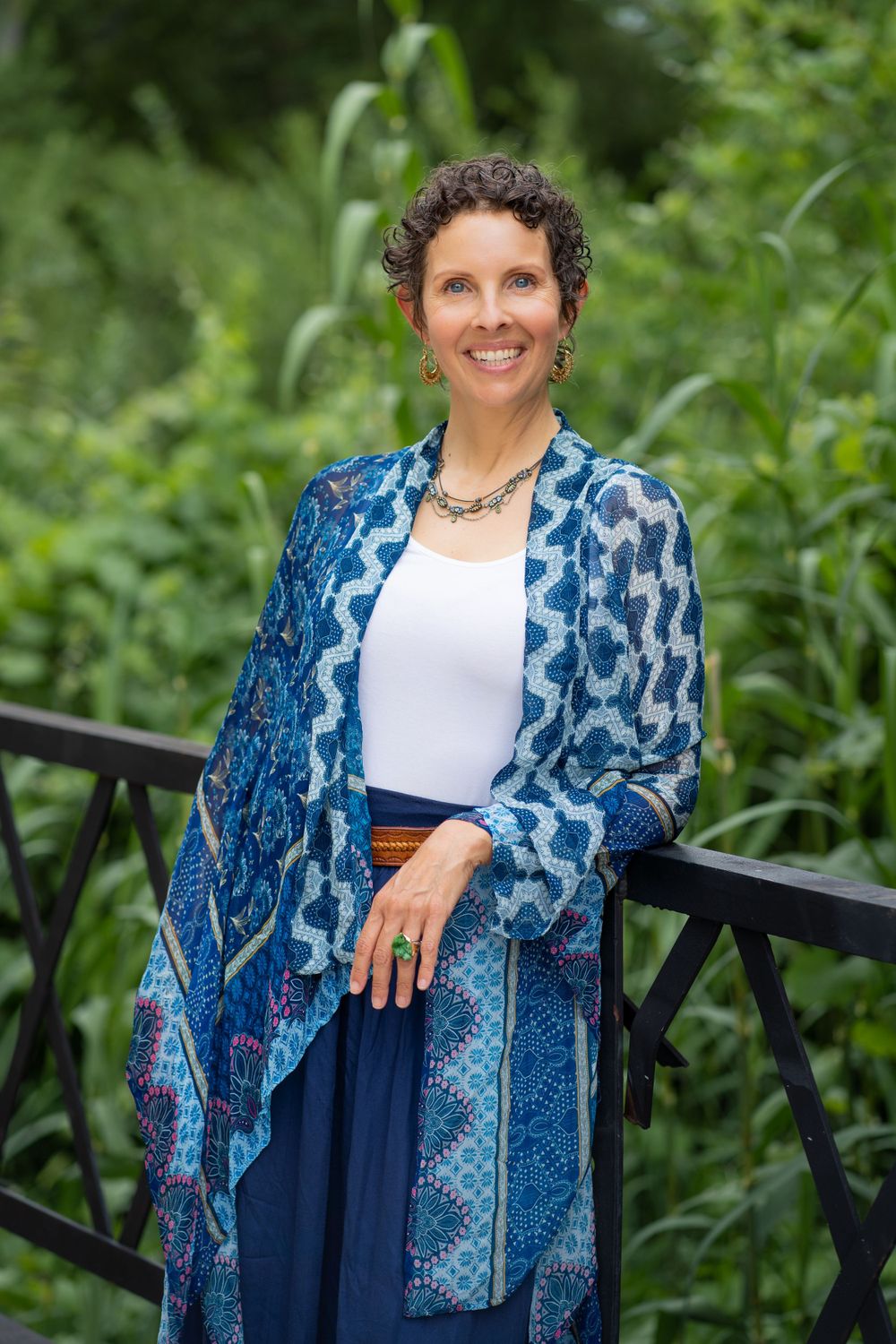 Rachel Aranico Photography, Lifestyle, Headshots, Woman on Bridge