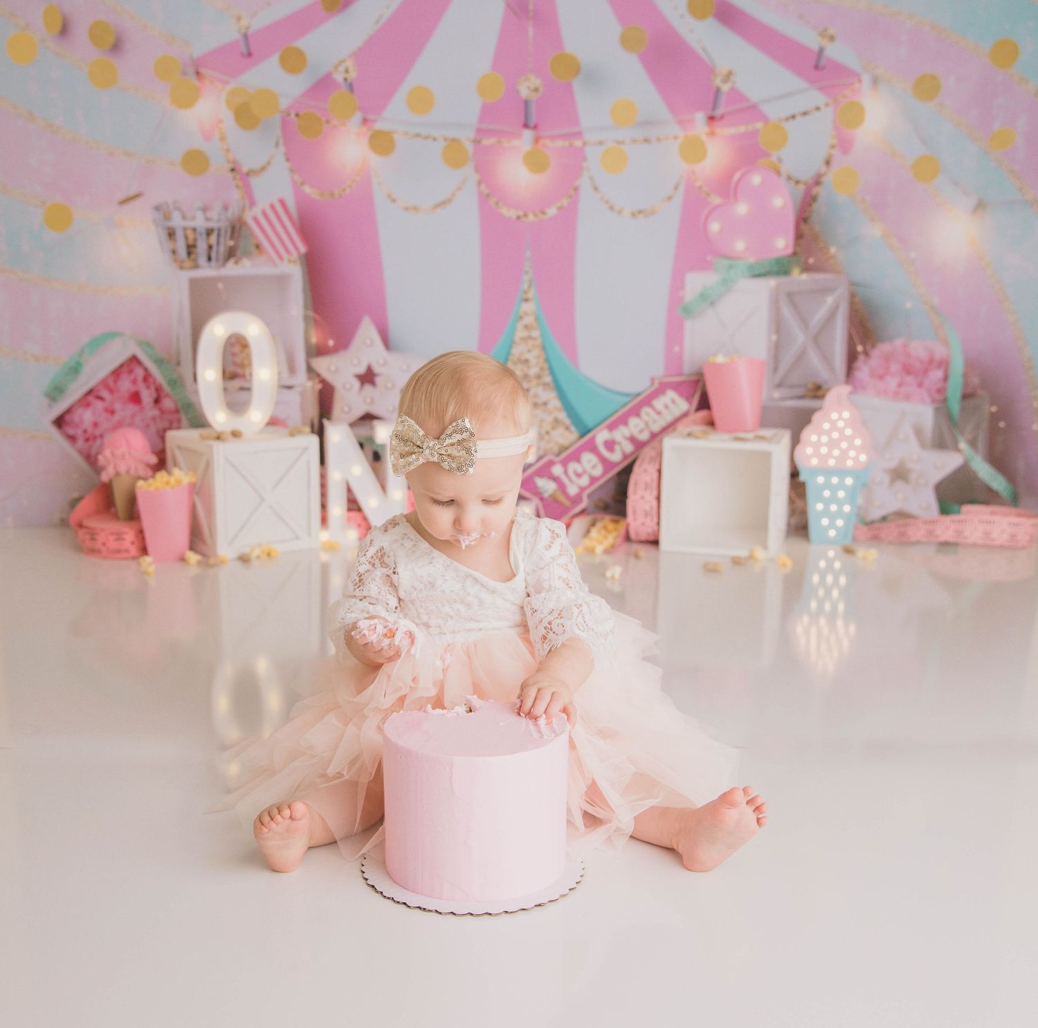carnival cake smash