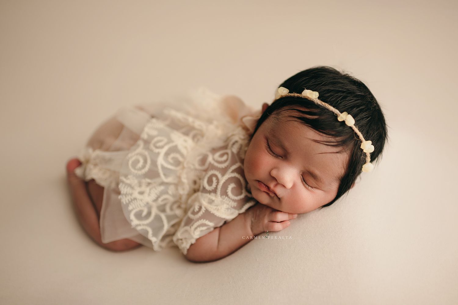 Newborn photographer near me