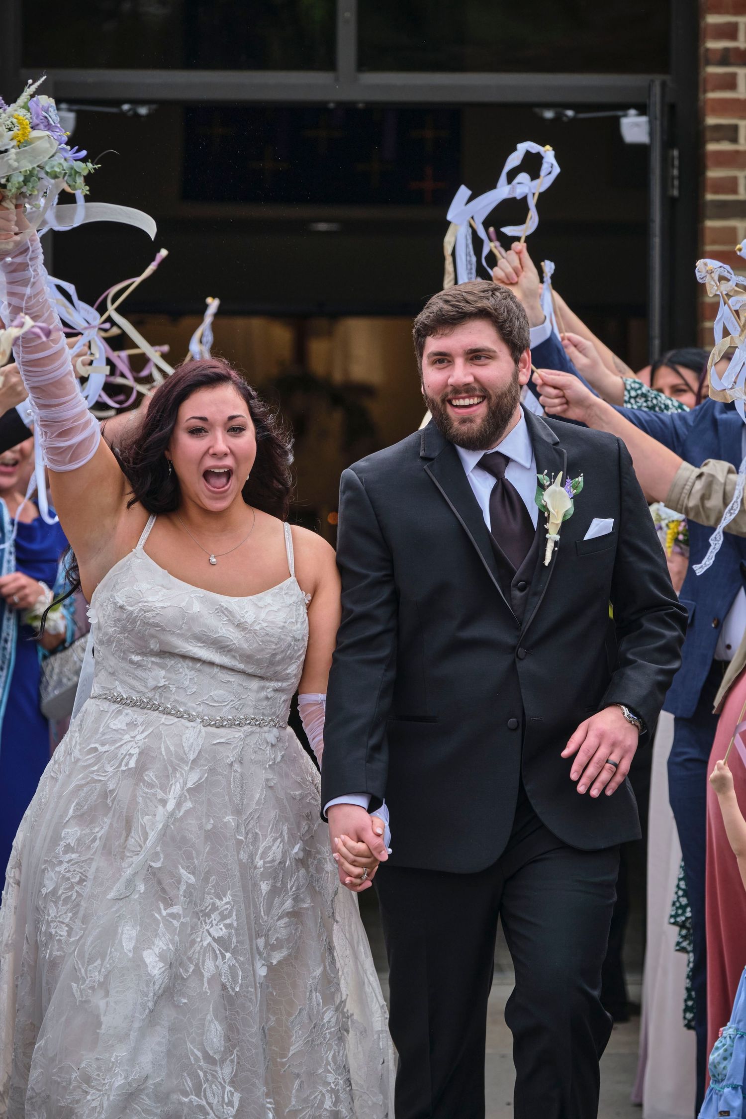 Wedding Photos, Wedding Day, Wedding Dress, Fun day, laughter, smiles,