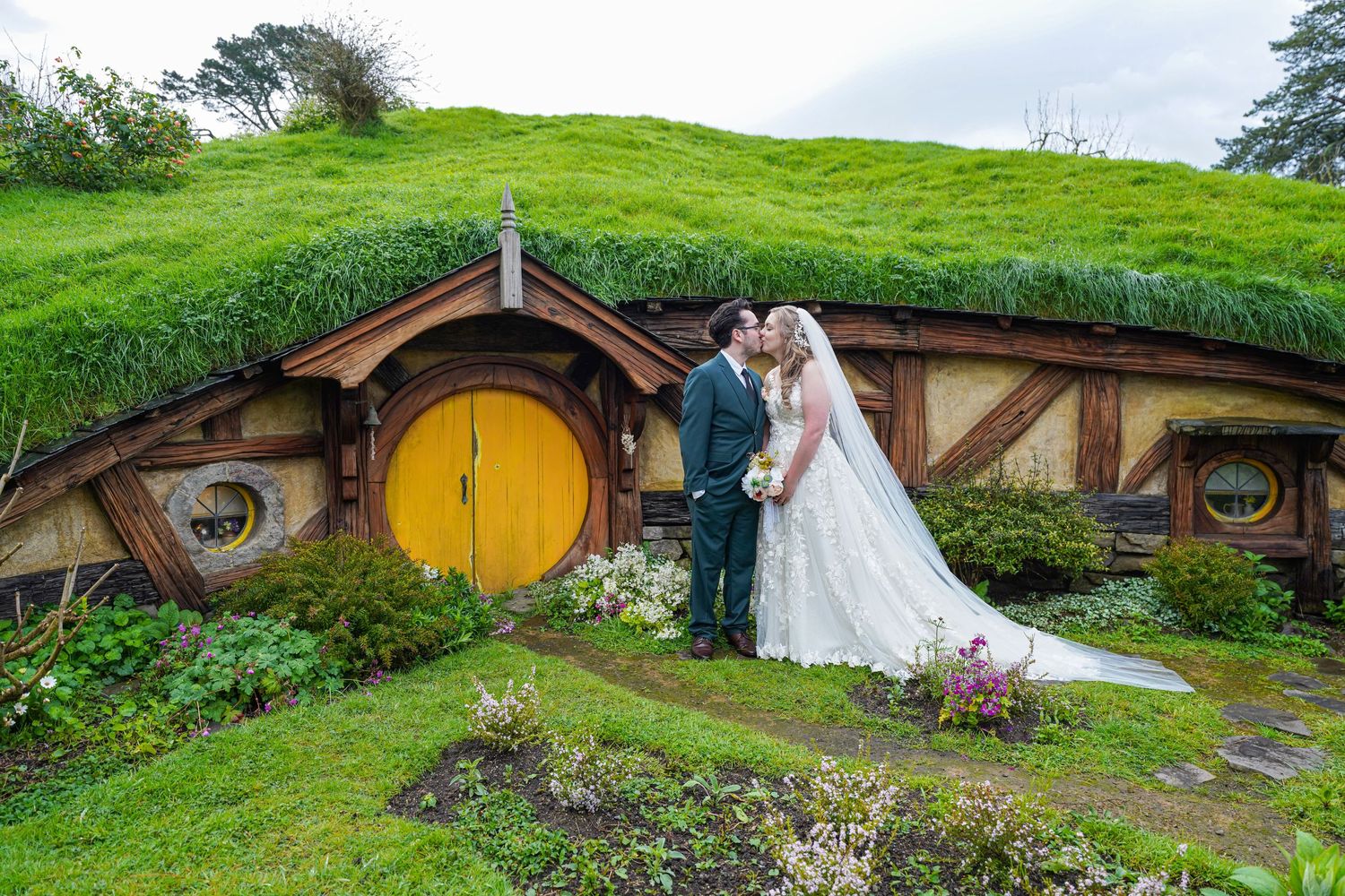 Hobbitton New Zealand Weddings