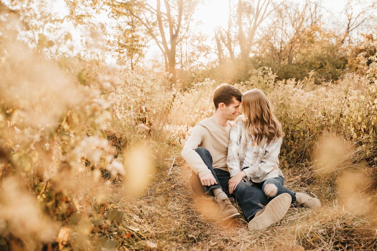 beautiful golden couples photo session in cincinnati