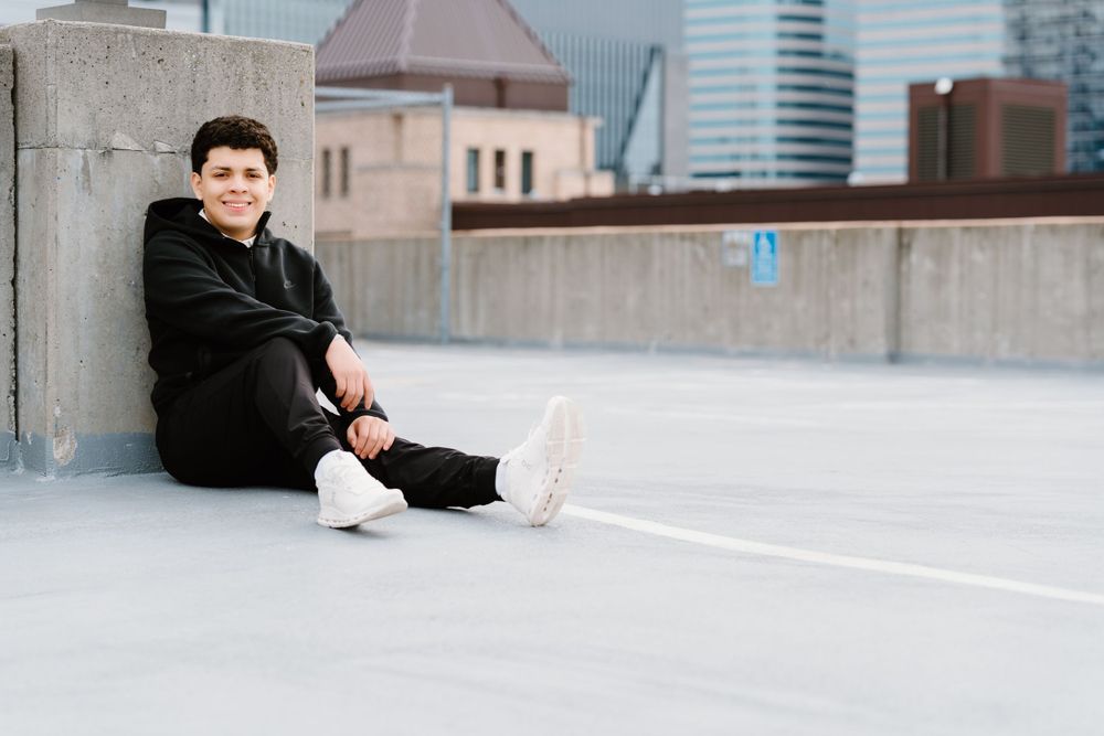 JUVE- Saint Paul & Minneapolis Senior Portrait and Wedding Photographer, Hairstylist, and Makeup Artist