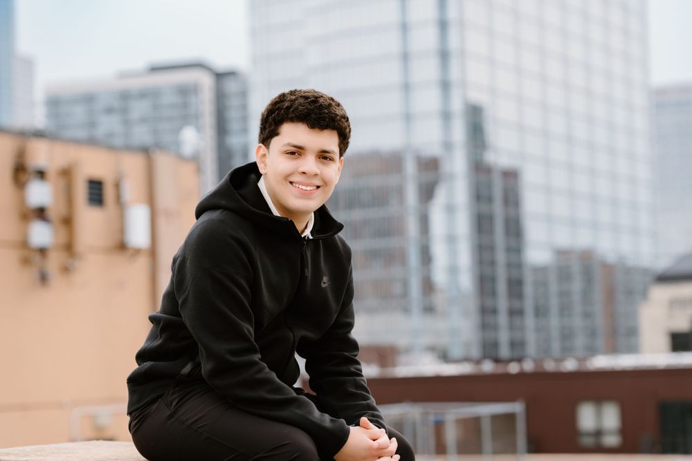 JUVE- Saint Paul & Minneapolis Senior Portrait and Wedding Photographer, Hairstylist, and Makeup Artist