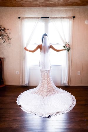 Oak Photography Wedding Photoshoot in Greensboro, North Carolina