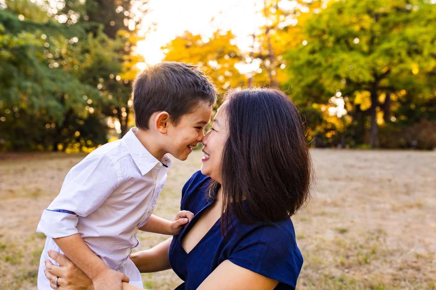 Nose kisses captured by Kirkland family photographer