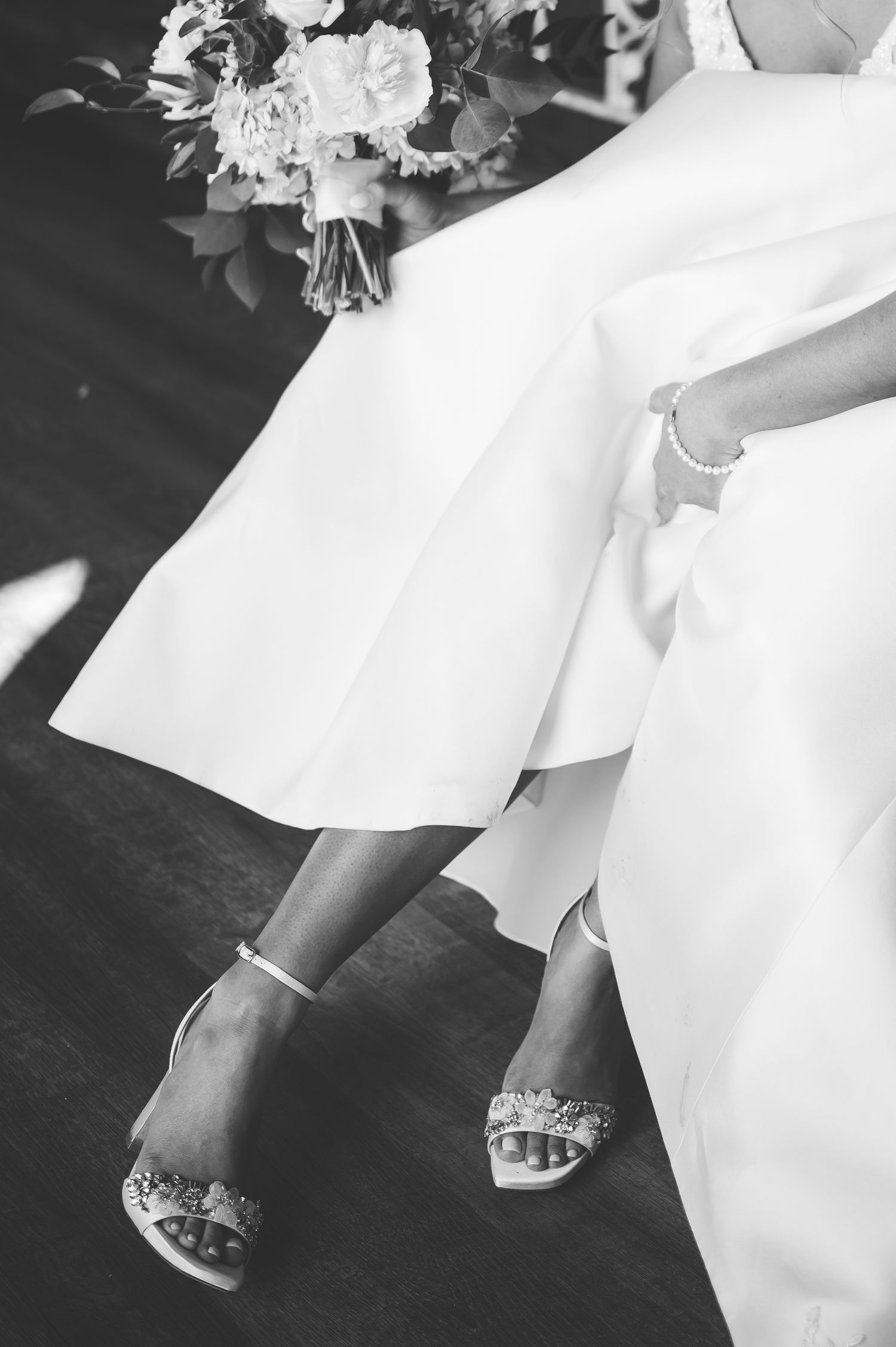 Bride, Wedding tips, bridal morning, White Barn at Padgett, wedding photographer, wedding prep, wedding day, wedding