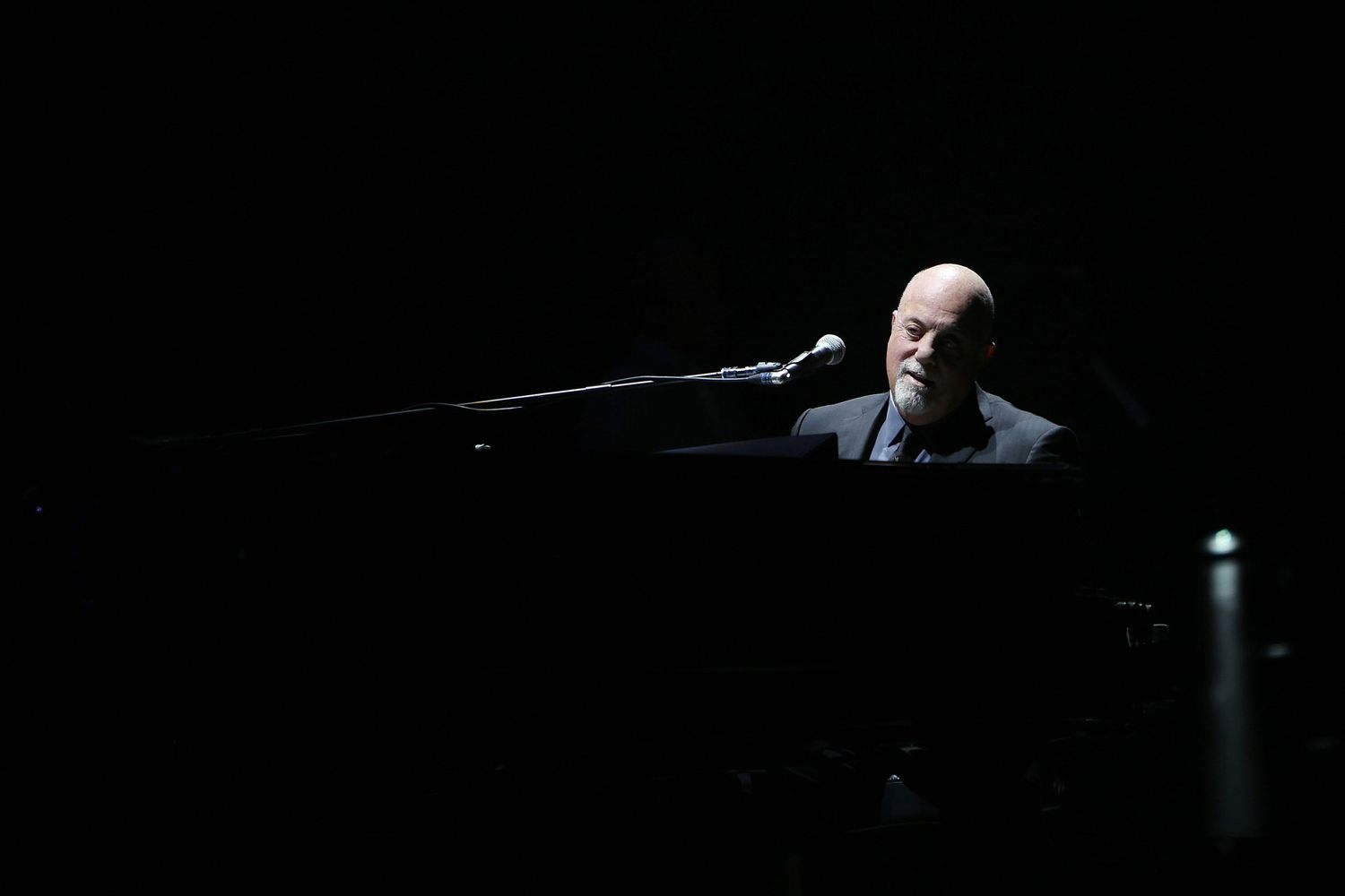 Billy Joel performs Moda Center in Portland Oregon © Jackie Butler Photography