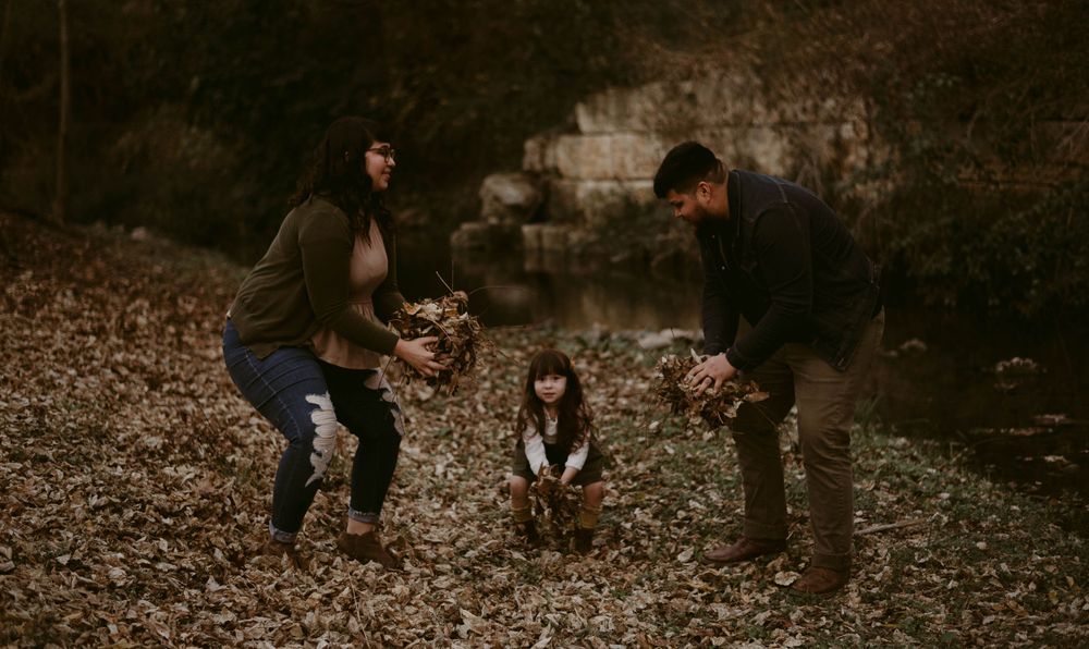 Seguin, Texas Photographer | La Vernia, Texas Photographer | Luling, Texas Photographer  | Nixon, Texas Photographer