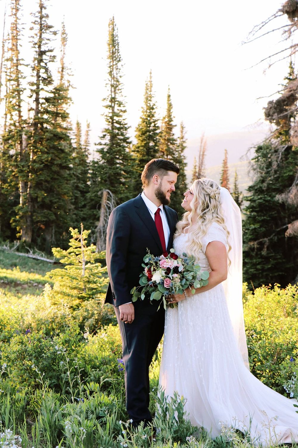 utah wedding photo, utah wedding photographer, utah couple, ut wedding photos, utah mountain wedding