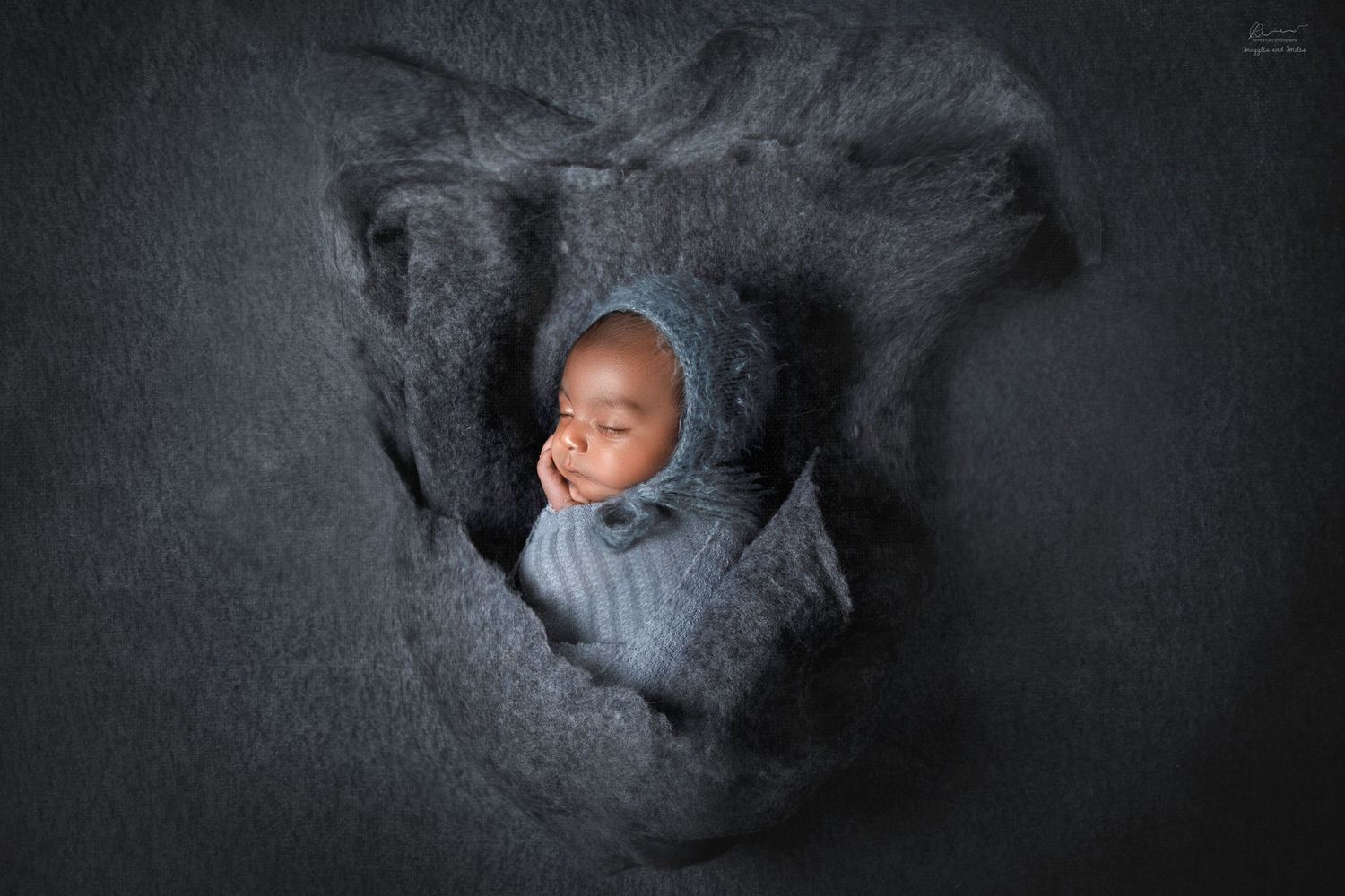 best maternity and Newborn Photoshoot in mumbai