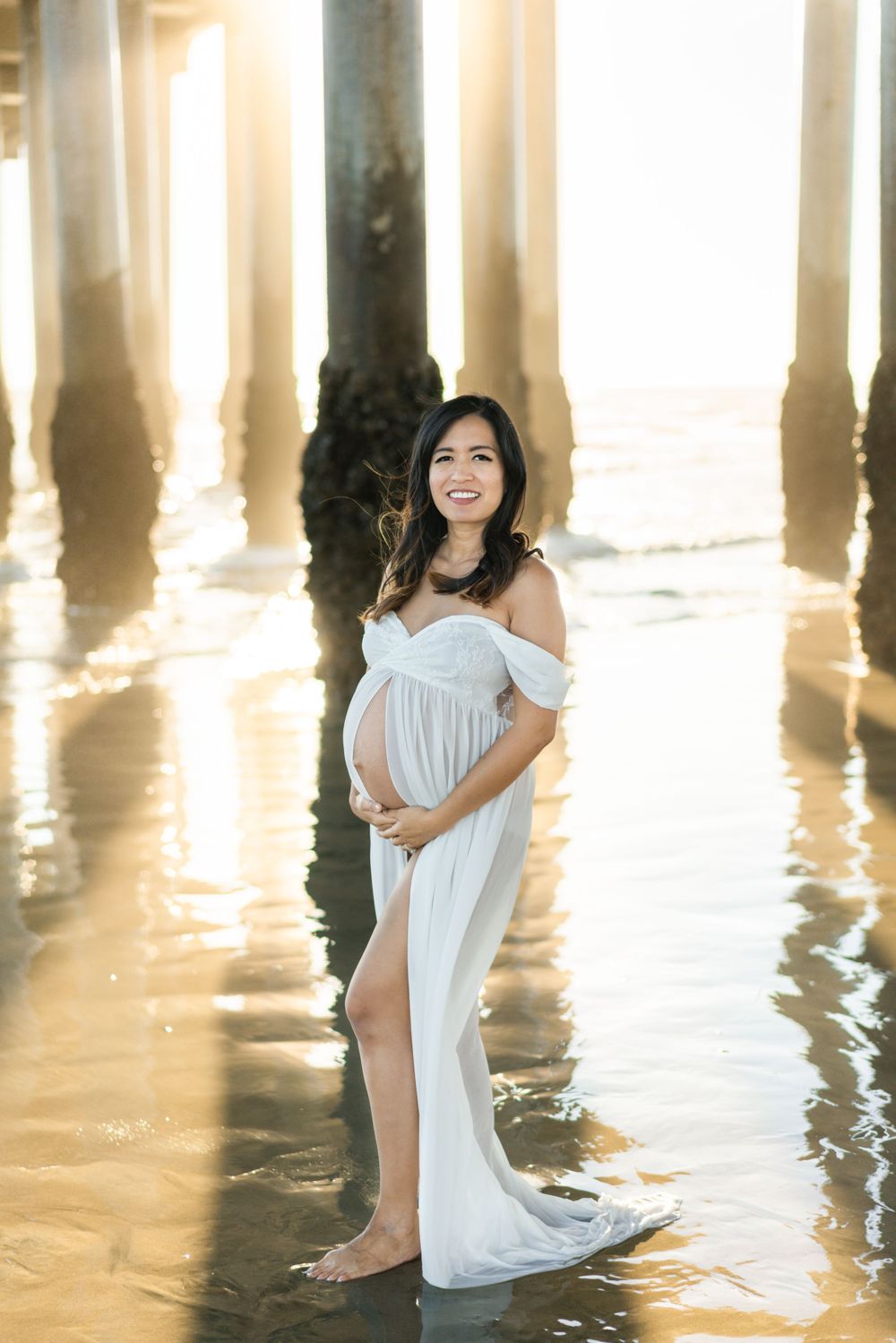 Maternity photography by The Iconic Photograph.