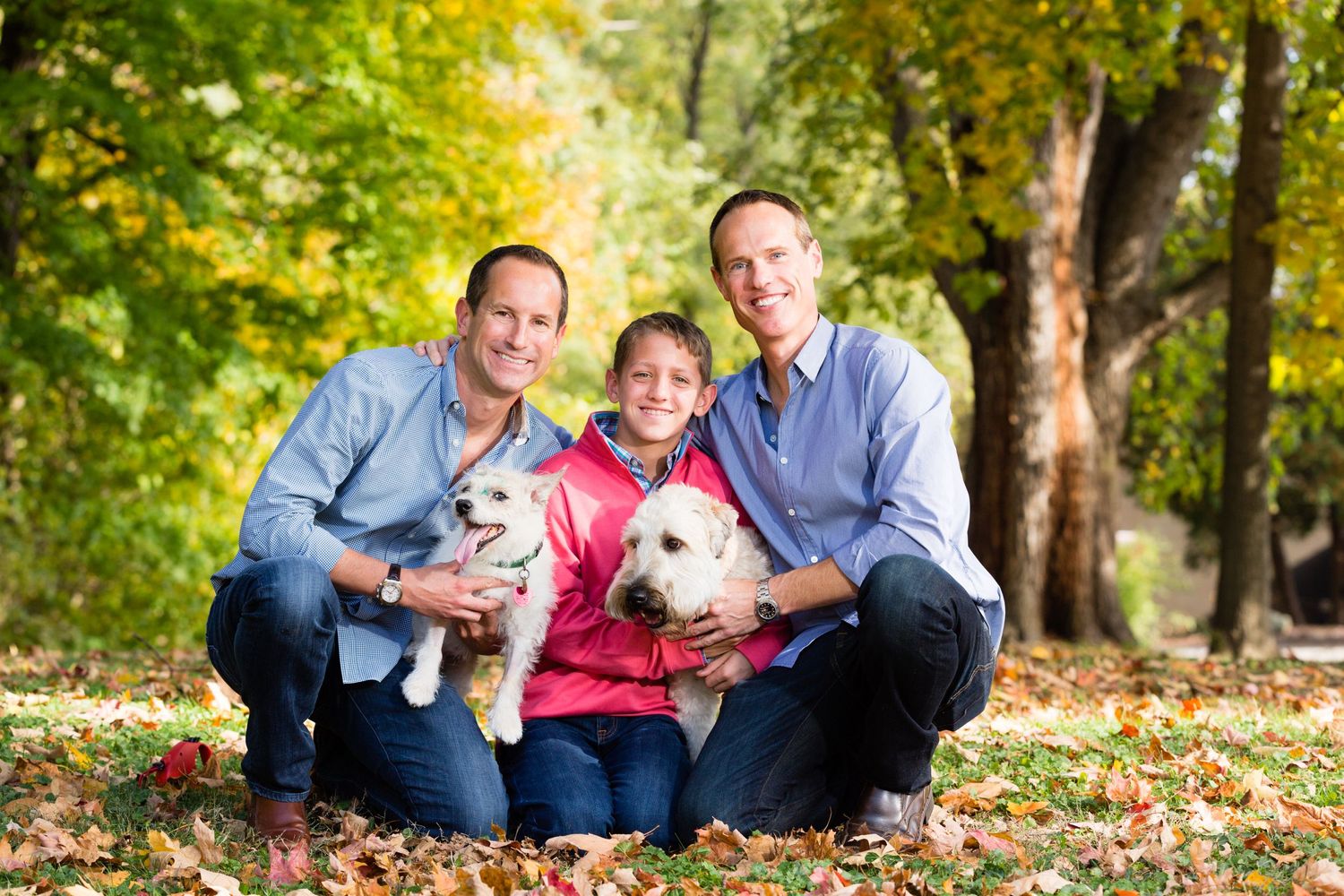 Zionsville photographer - Nathaniel Edmunds Photography - captures family pictures