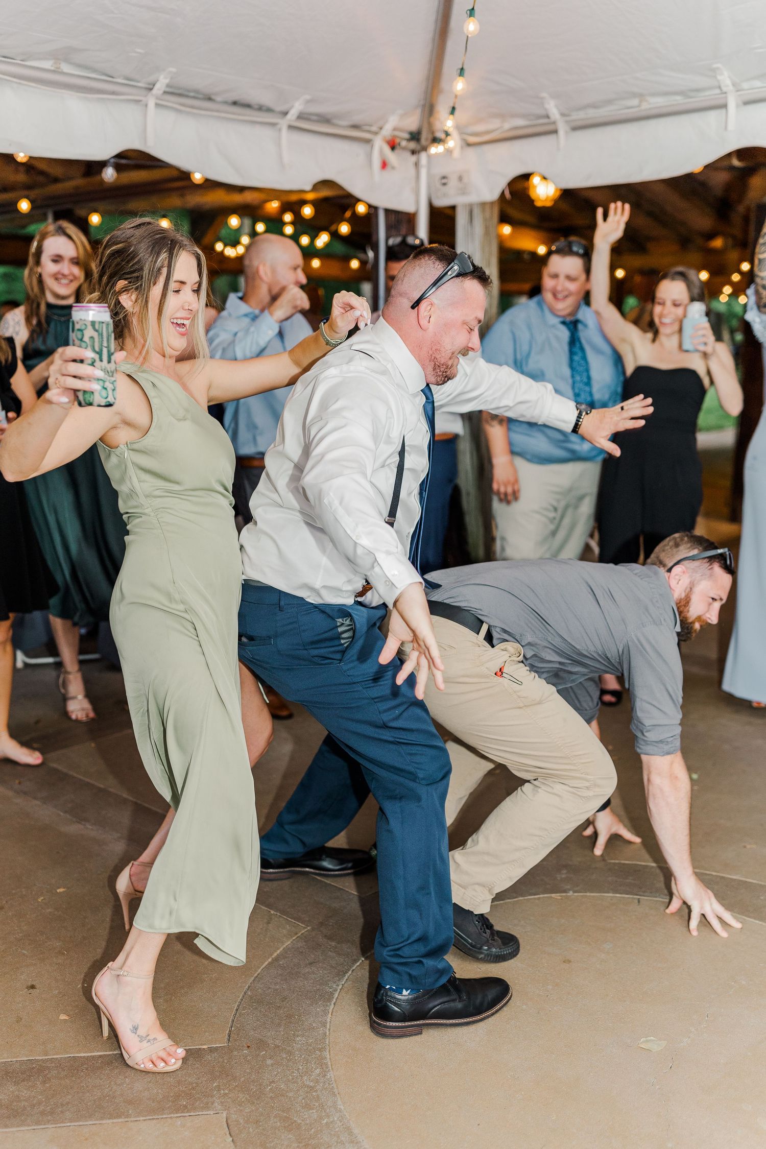 RIVERSIDE WEDDINGS FREDERICKSBURG WEDDING PHOTOGRAPHER