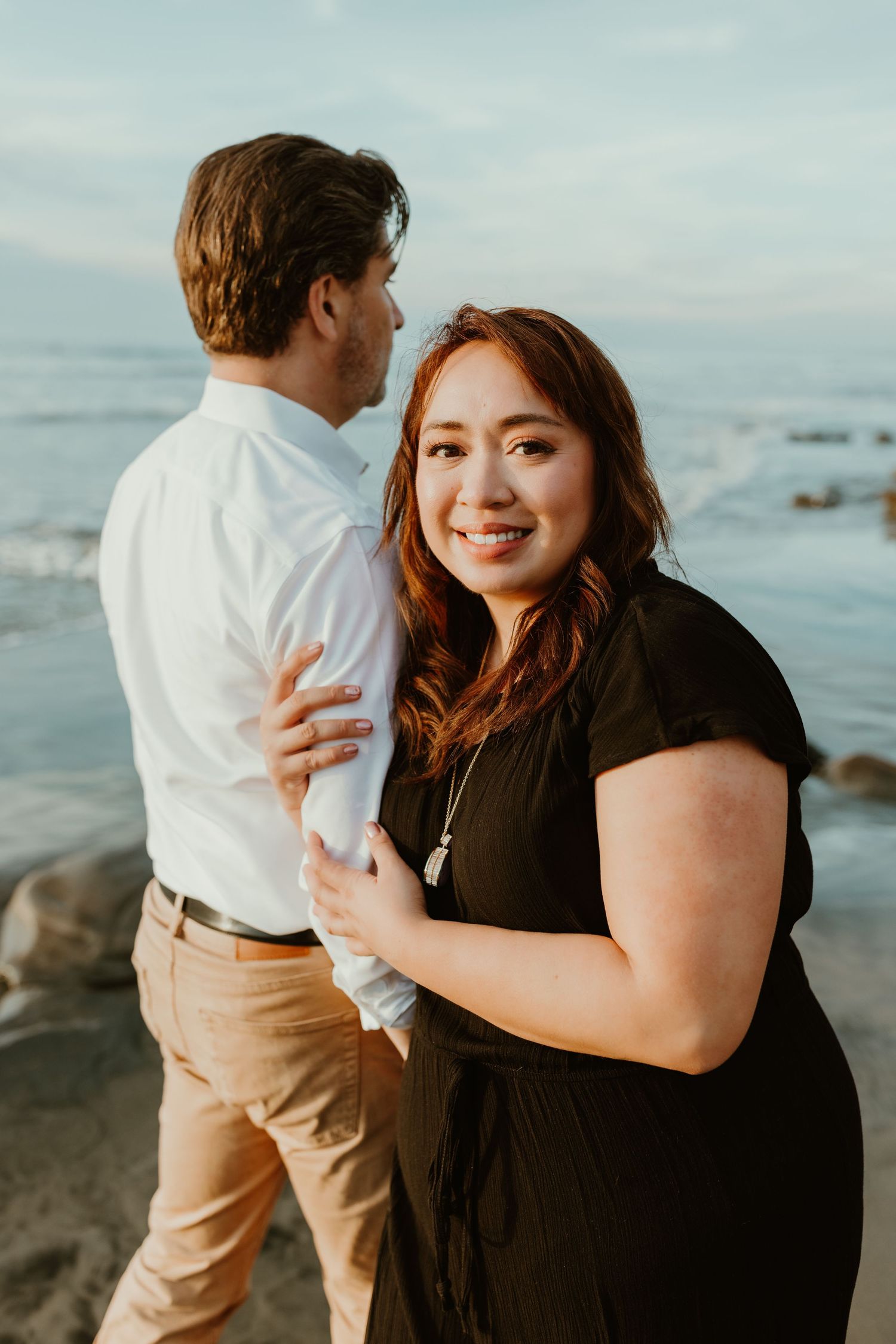 couples session on the beach at la jolla shores