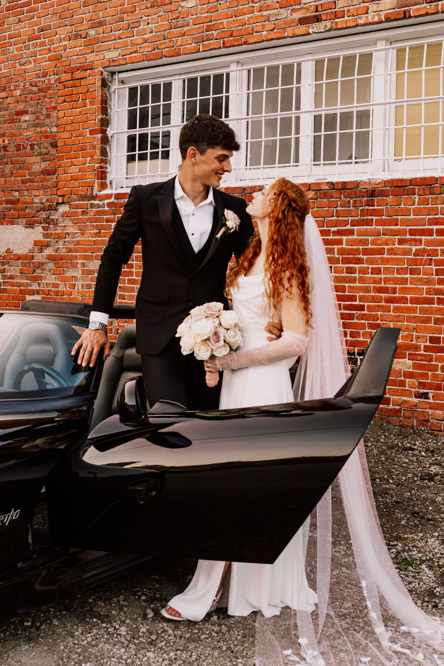 Wedding Photos by Angelea Rose Photography Wedding Portraits Servicing Kansas City & Springfield, MO
