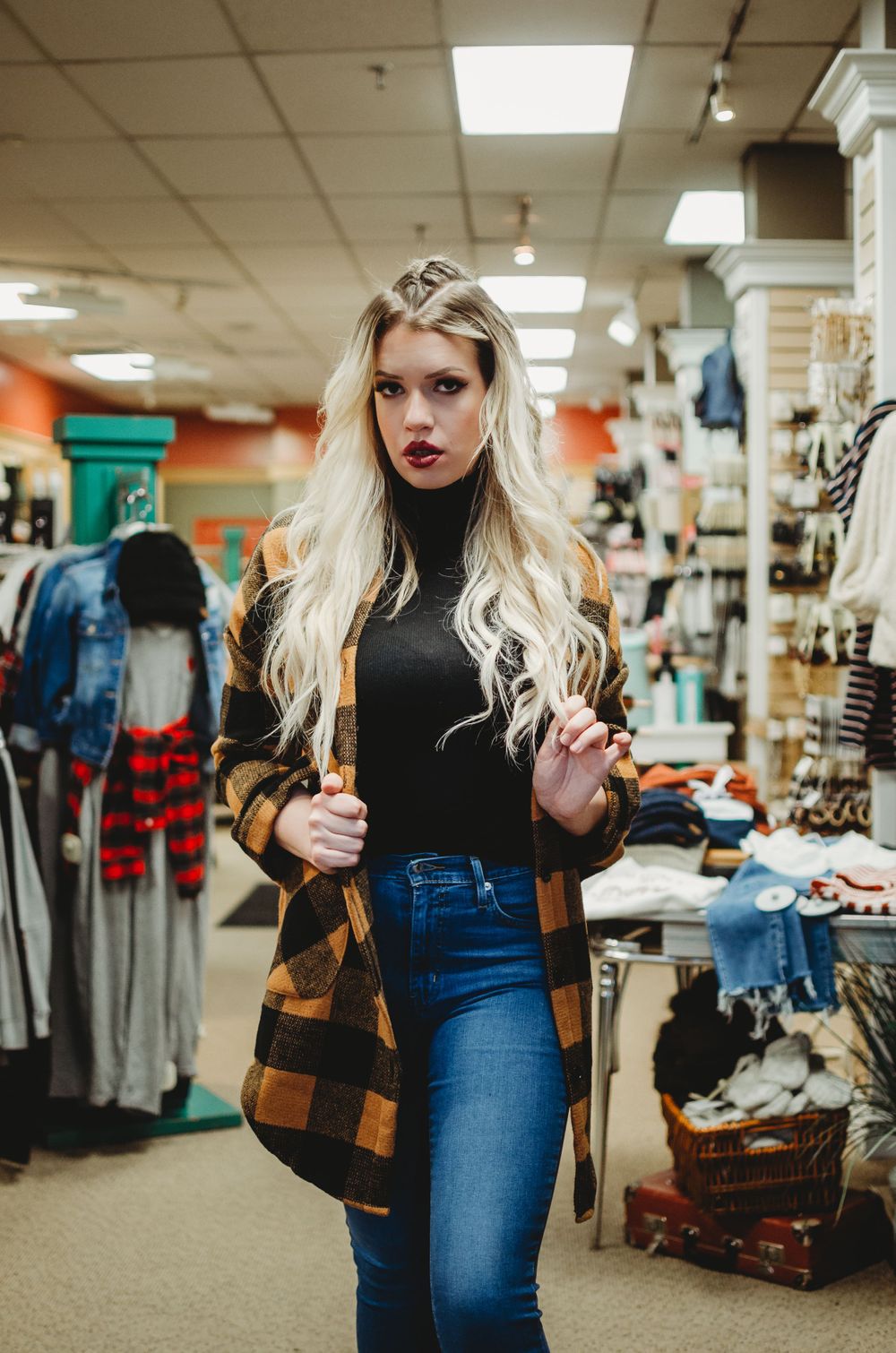 ELYSE SALON PROMOTIONAL SHOOT PORT ELGIN, ON Wind & Flame Photography