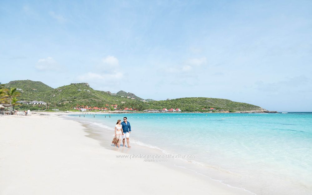 Proposal photography session on a St Barth's beach