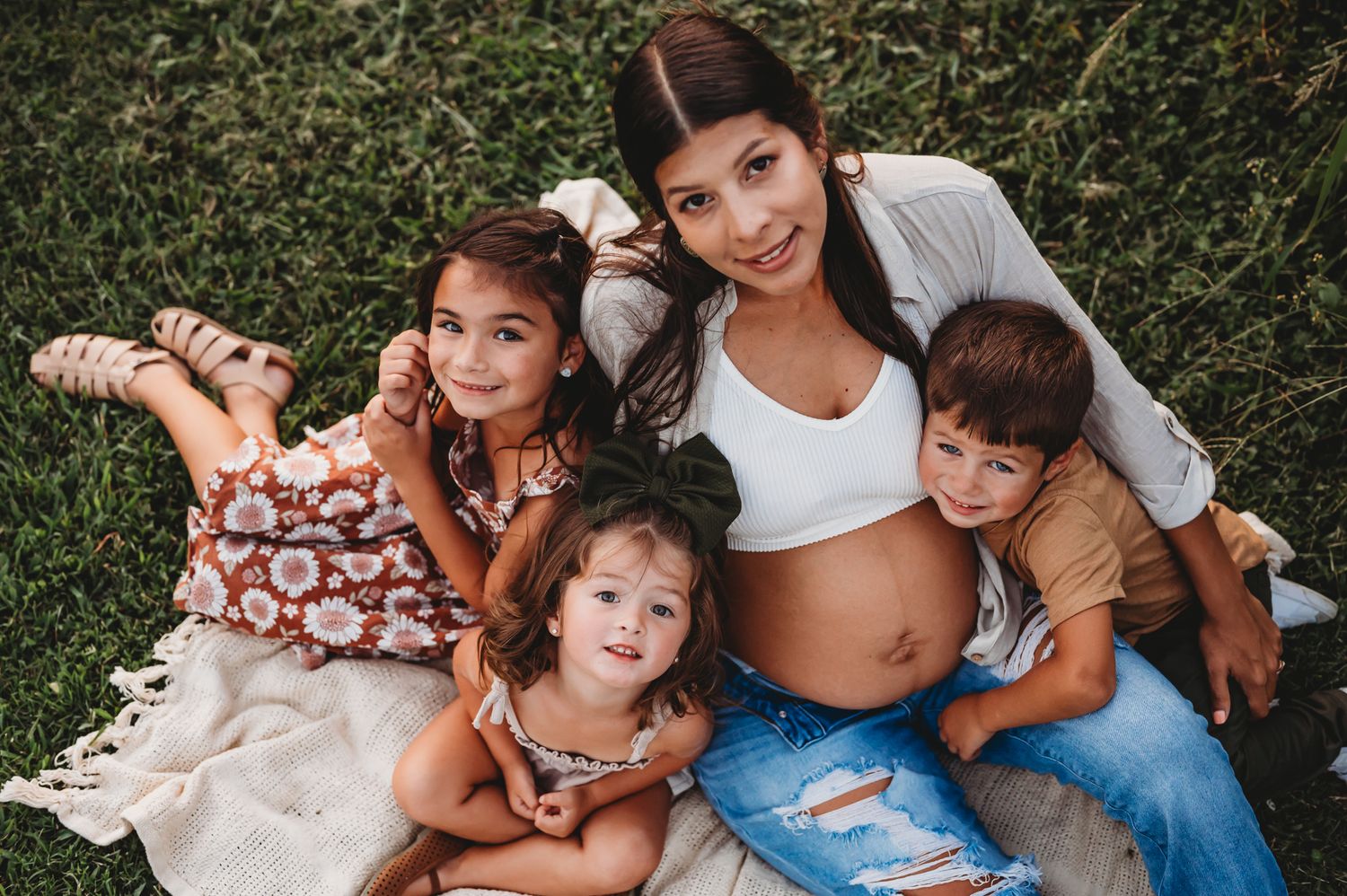 Central PA, Maryland Wedding Photographer, Family Photographer , Newborn lifestyle photographer, Senior Portrait Photographer