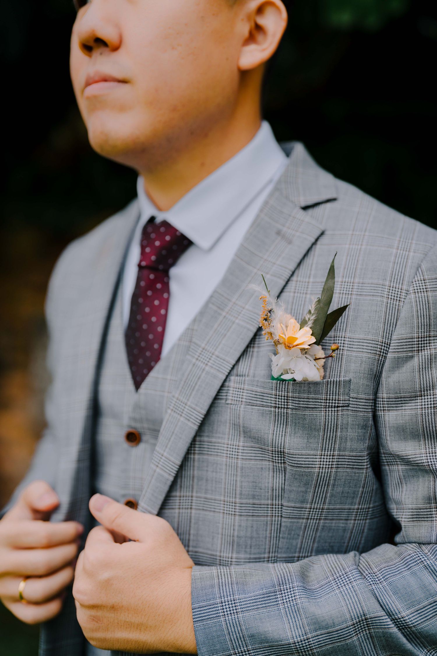 groom details at fort canning park singapore
