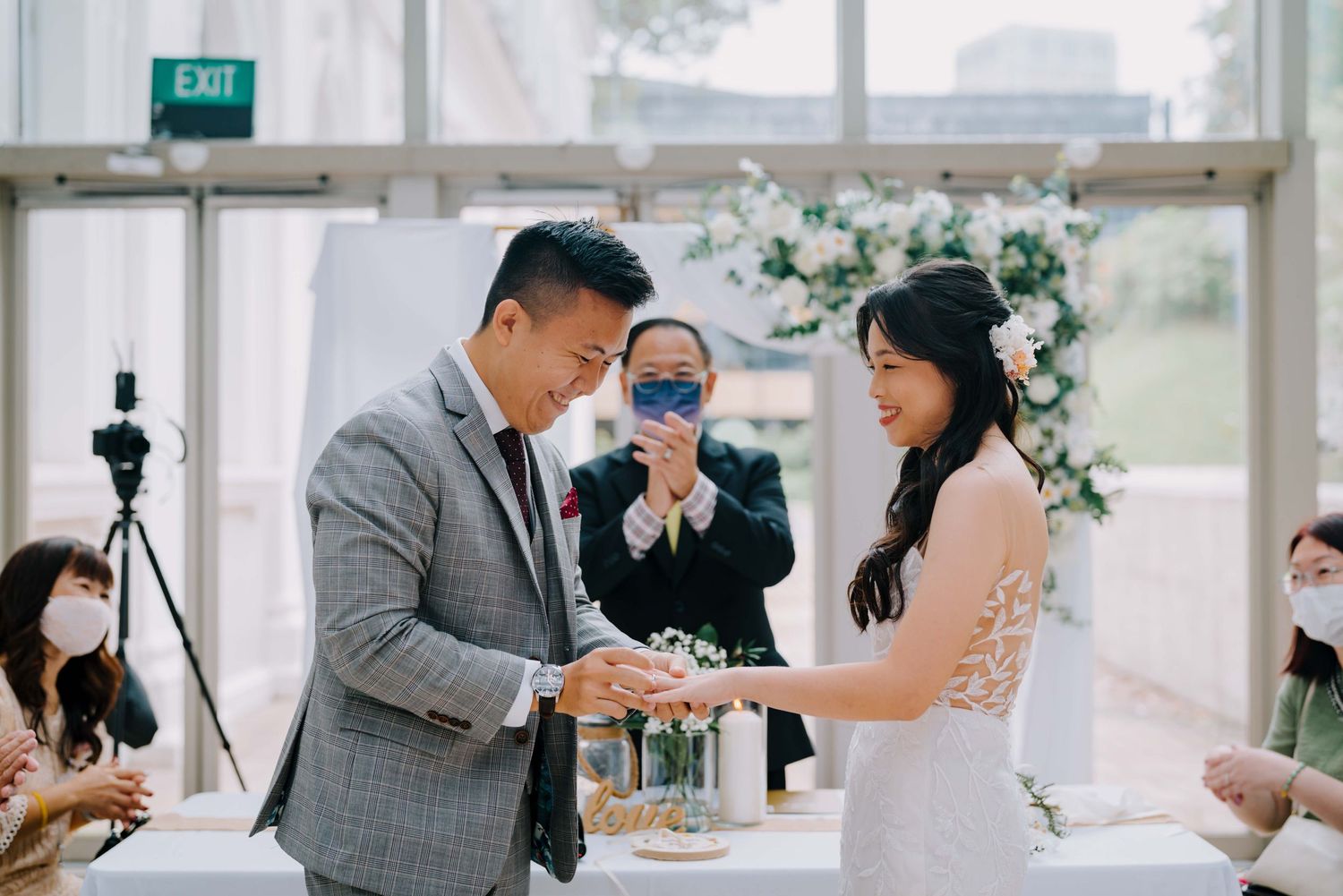 initmate wedding at national museum singapore