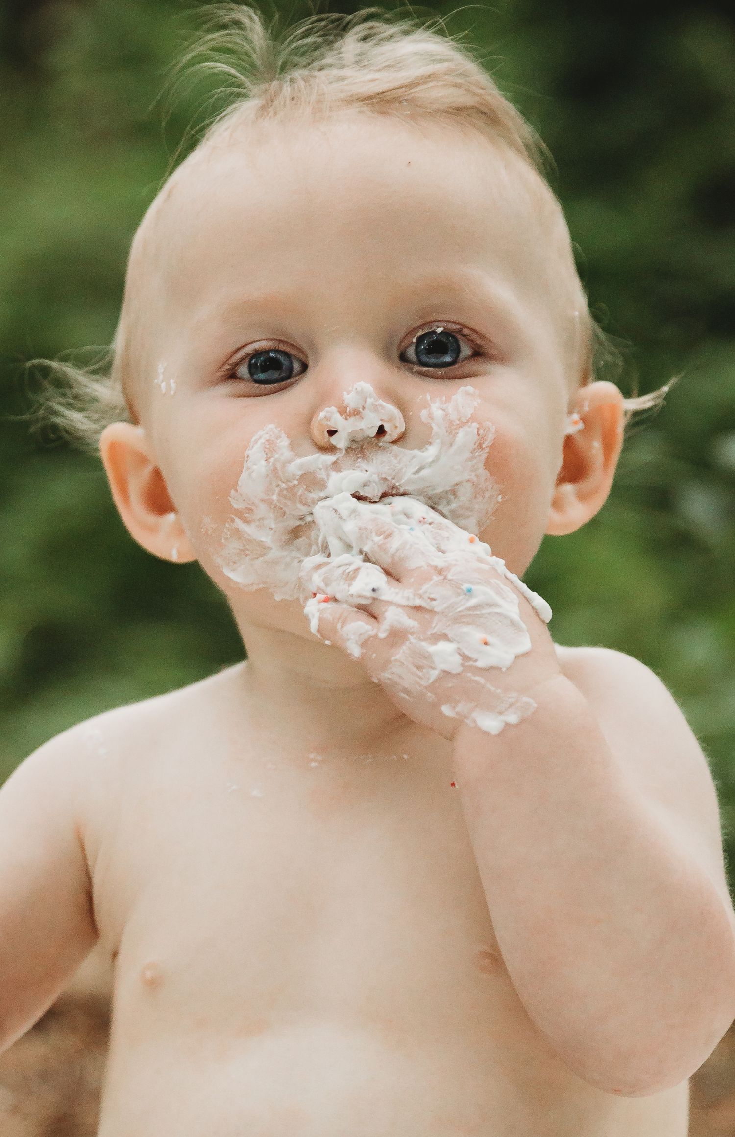 Cake smash photo at Greenbury Point