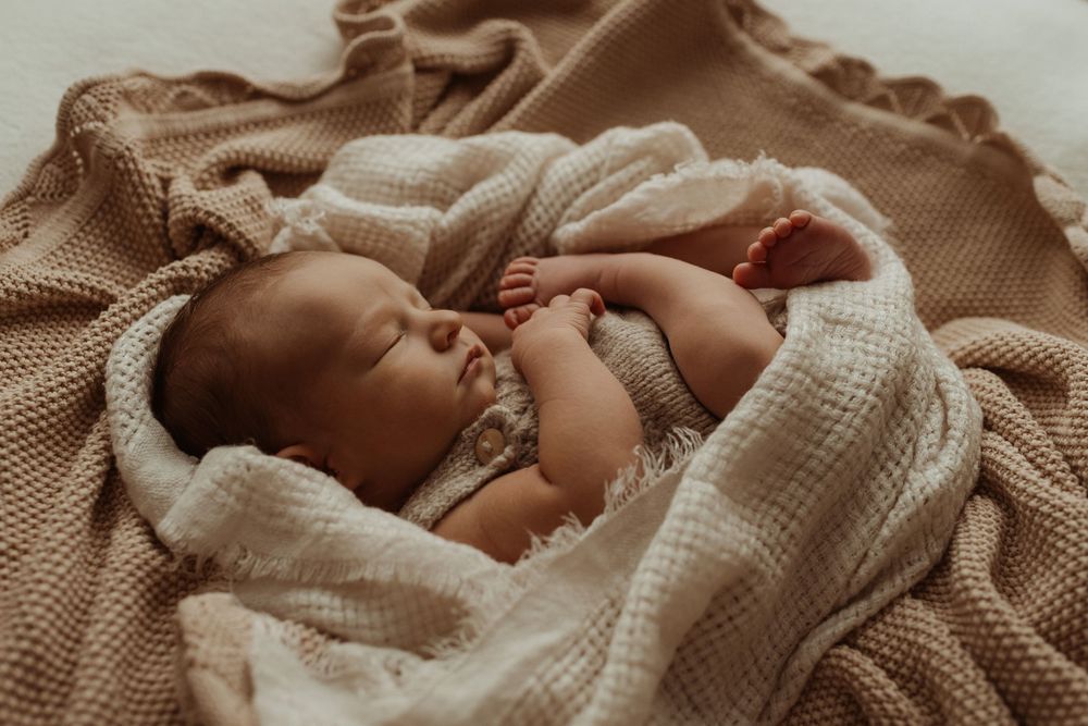 Newborn studio photograph by Jessica Henderson Photography, Geelong Newborn Photographer, Armstrong Creek Studio Photographer