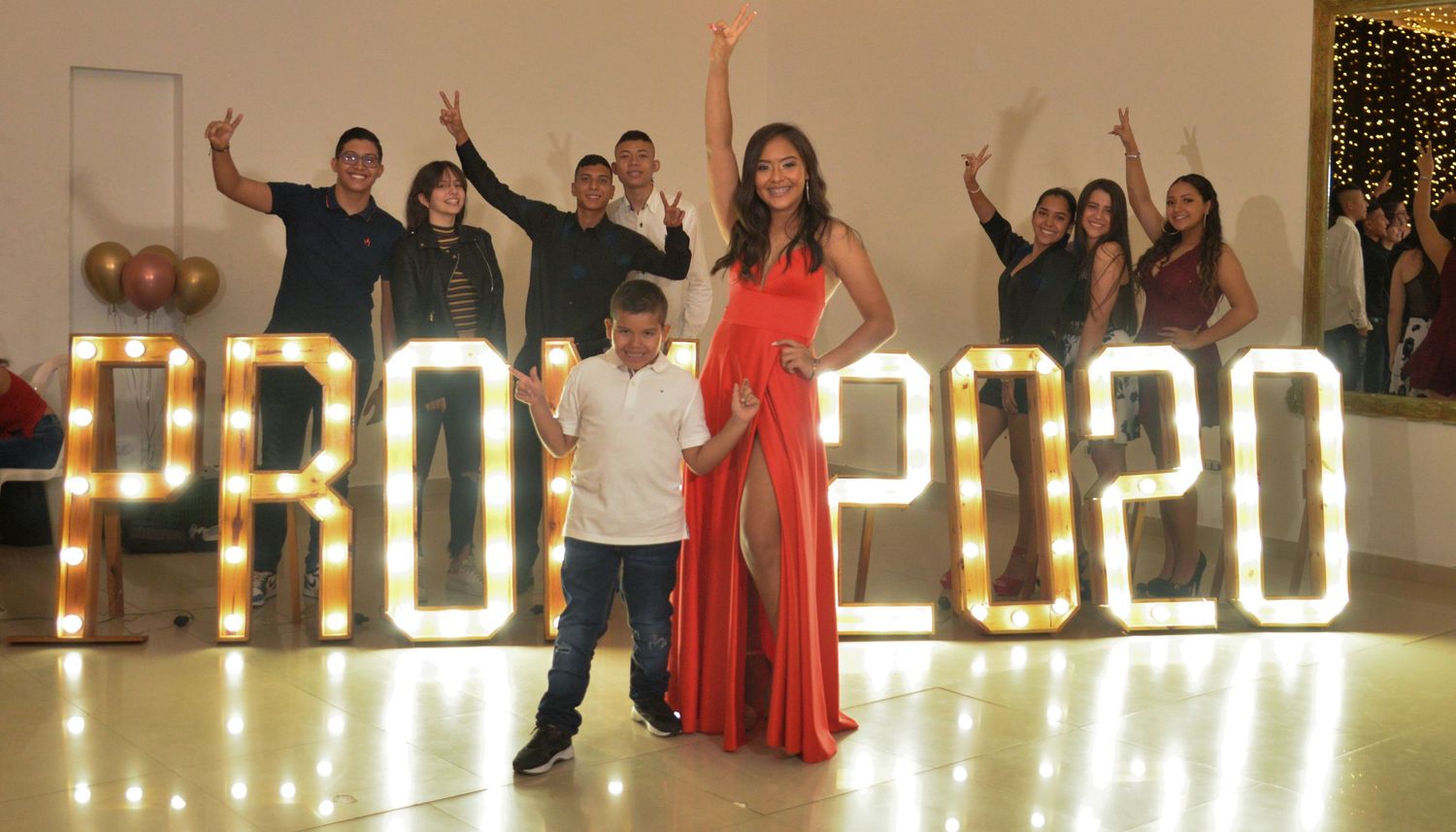 fotografos en cali, fotografia de eventos, fotografia de bodas, fotos de 15 años, fotos de grados, fiestas en cali,