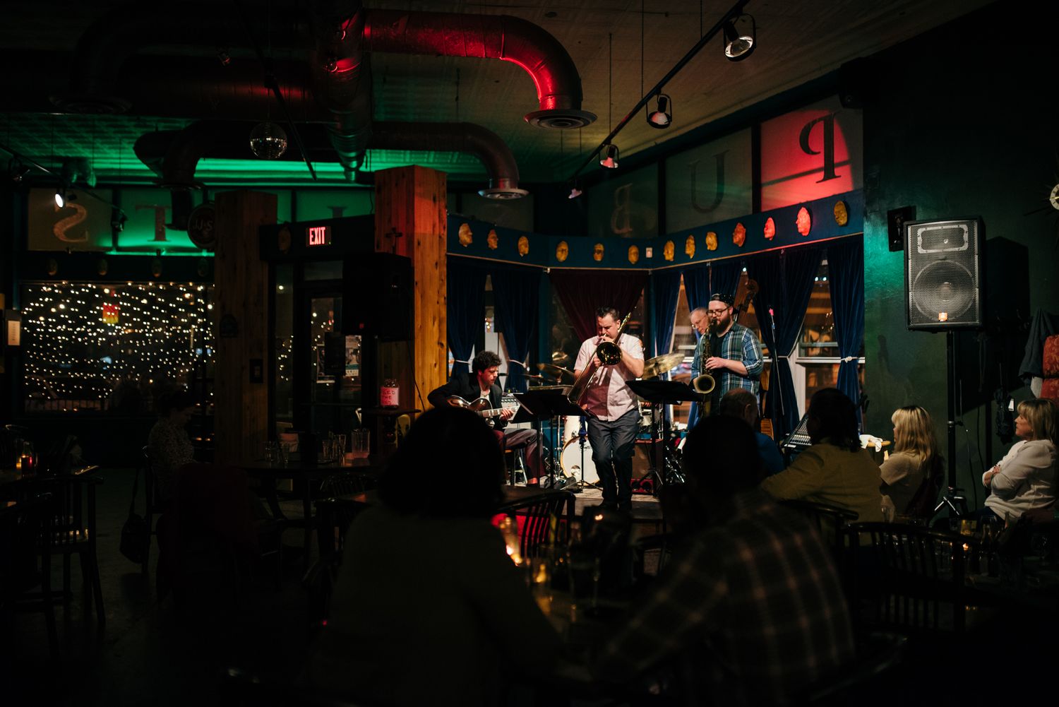 Oklahoma Music Photography by Joy Neel, Zac Lee Quantet, Performance Photography, Saints Pub OKC