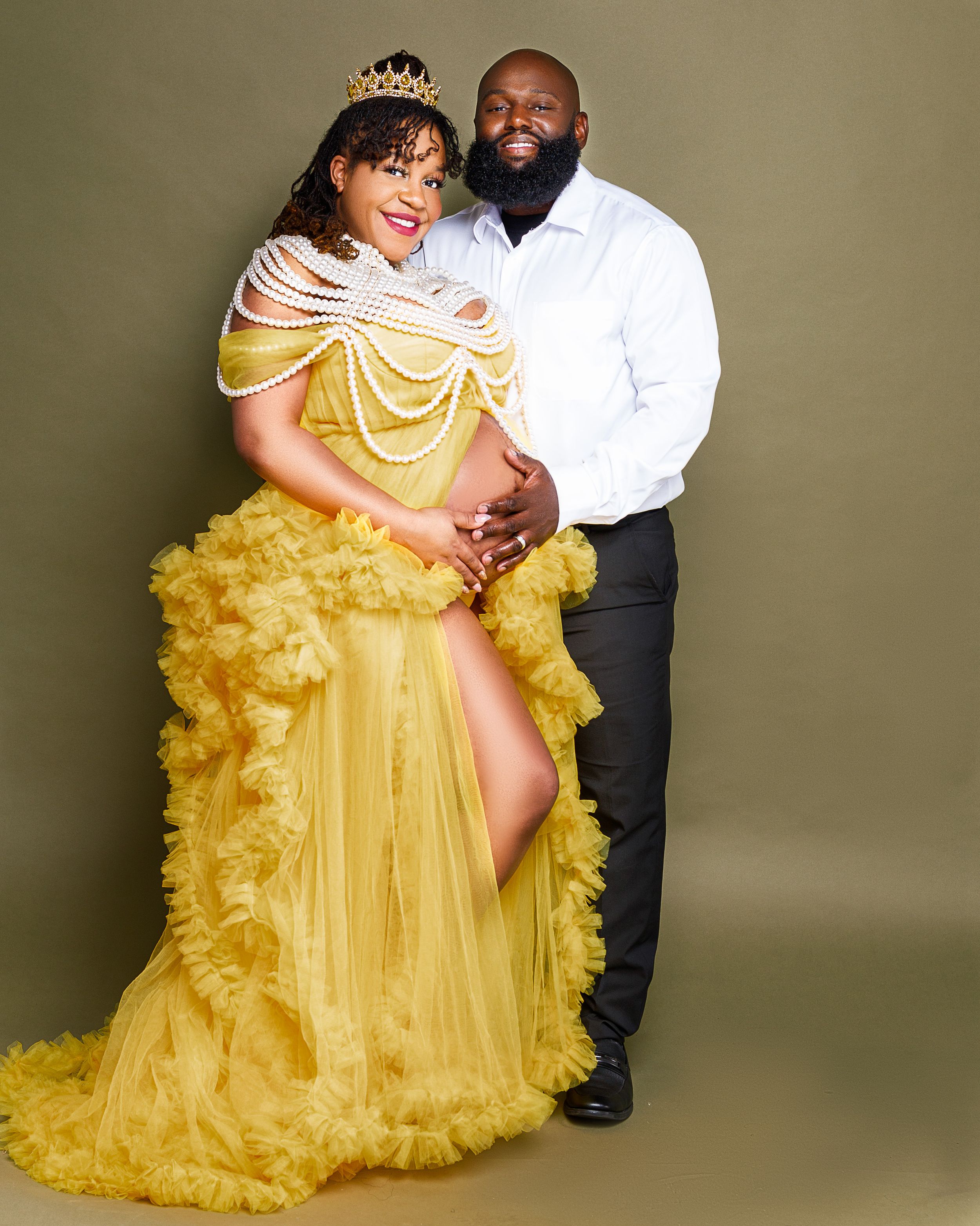 MATERNITY PHOTOSHOOT CONCEPT FOR CLIENT