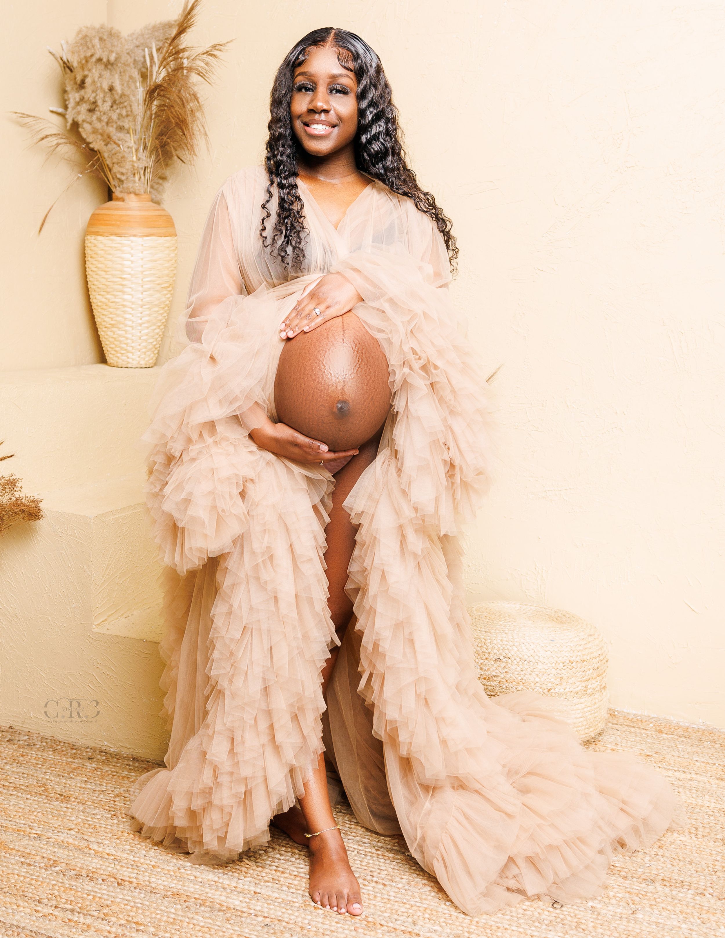 MATERNITY PHOTOSHOOT CONCEPT FOR CLIENT