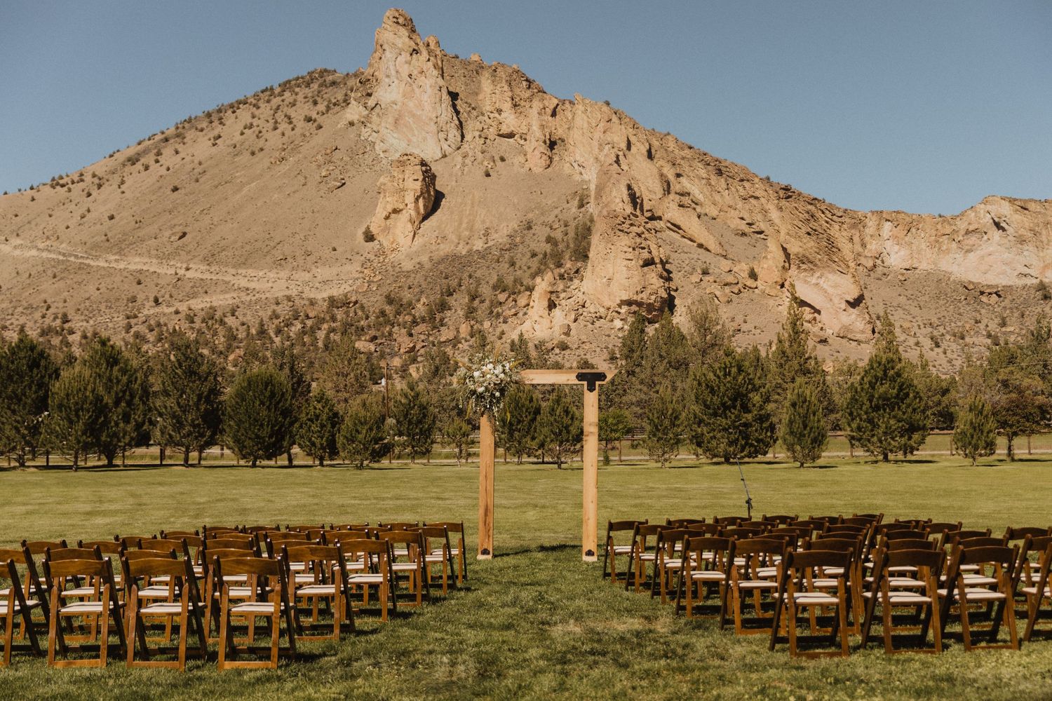backyard ceremony in bend oregon
