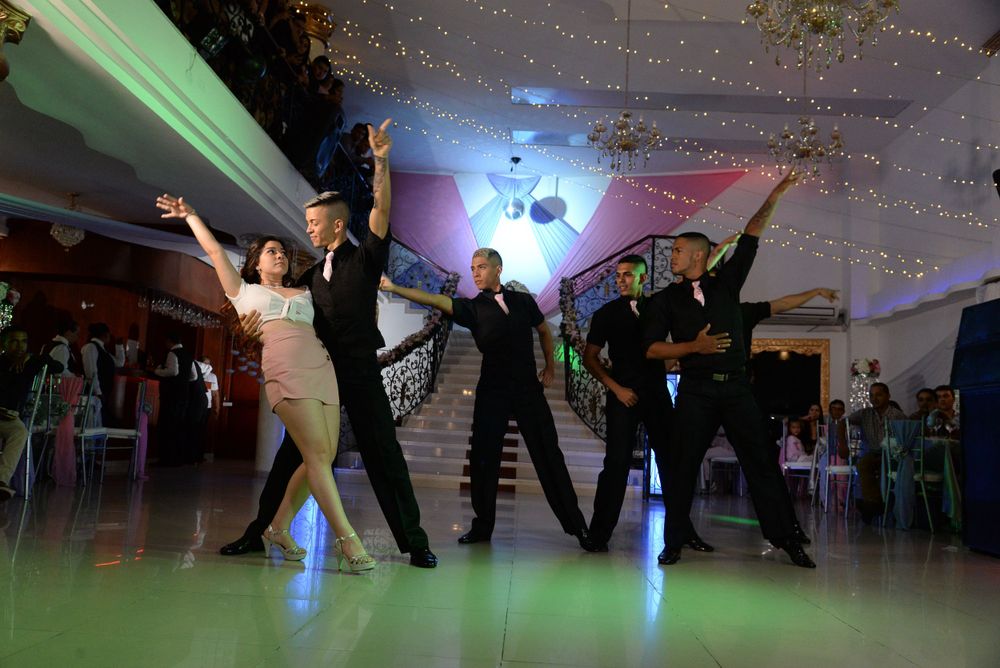 fotografos en cali, fotografia de eventos, fotografia de bodas, fotos de 15 años, fotos de grados, fiestas en cali,