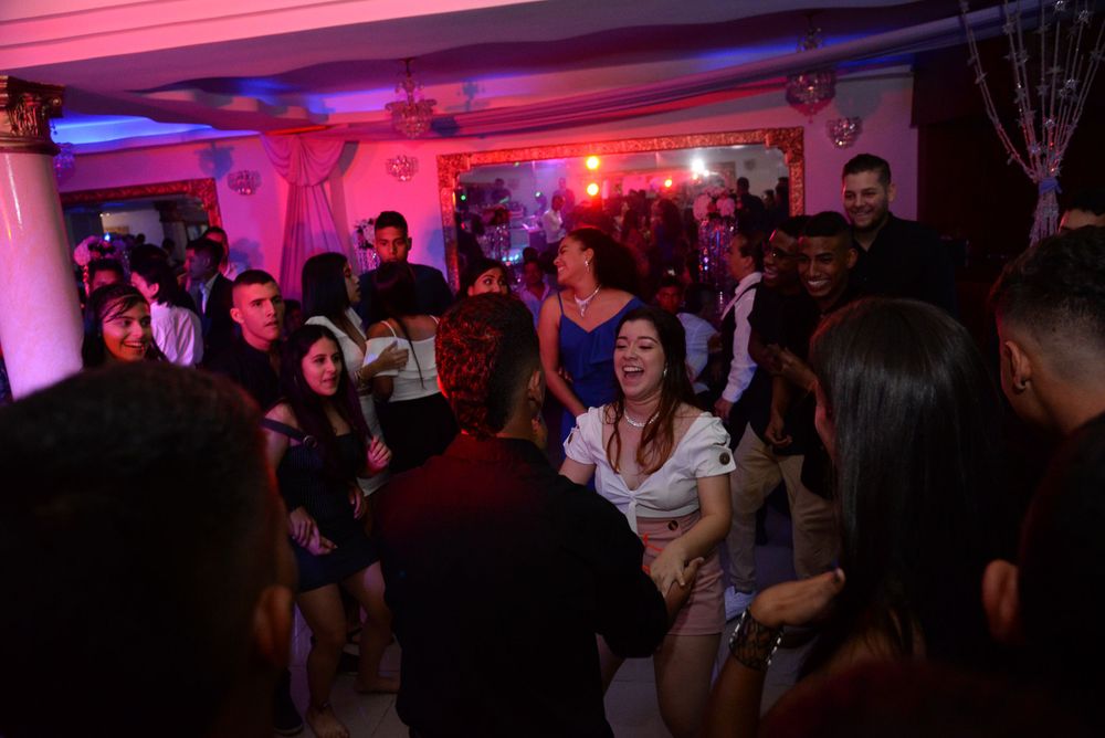 fotografos en cali, fotografia de eventos, fotografia de bodas, fotos de 15 años, fotos de grados, fiestas en cali,